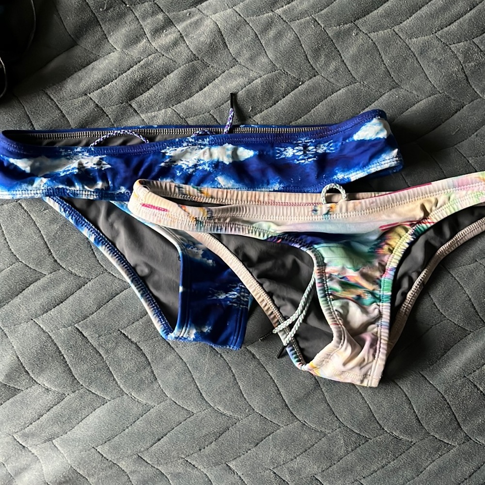JOLYN BOTTOMS M